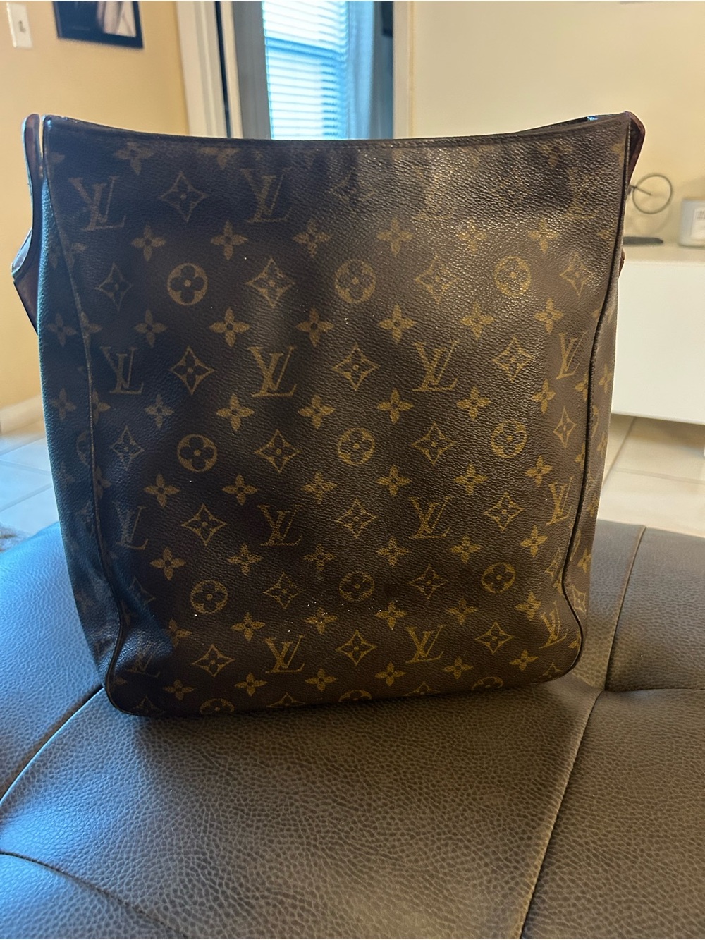 Louis Vuitton Monogram Canvas Brown Crossbody Messenger Bag